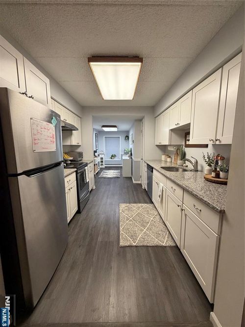 446 Passaic St, Hackensack, NJ, 07601-1557 | Card Image