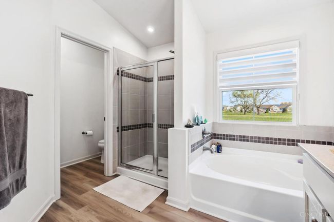 1291 Lake Run Dr, Condo with 2 bedrooms, 3 bathrooms and null parking in Lebanon OH | Image 30