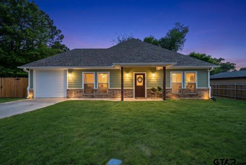 412 Crosby St, Lindale, TX, 75771-3247 | Card Image