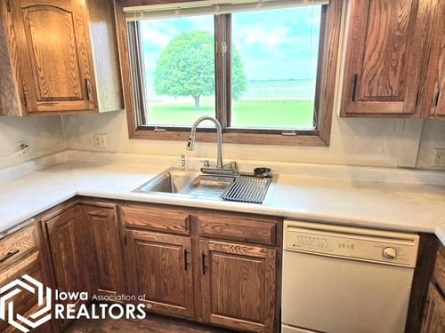 5142 380th Street, Cylinder, IA, 50528 | Card Image