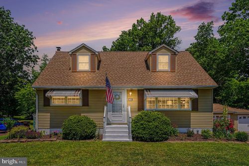 1745 Maple Ave, HATFIELD, PA, 19440-2102 | Card Image