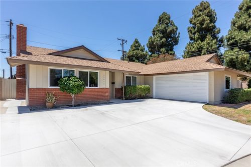 15011 Rice Cir, Huntington Beach, CA, 92647-2536 | Card Image