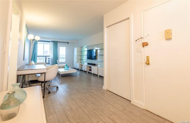 APT-16C - 61-35 98 Th St, Home with 1 bedrooms, 1 bathrooms and null parking in Rego Park NY | Image 7