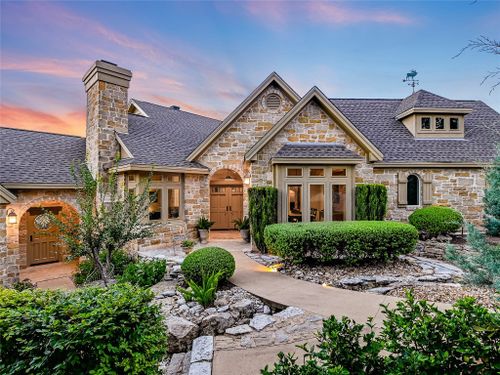 613 Wesley Ridge Dr, Spicewood, TX, 78669-9168 | Card Image