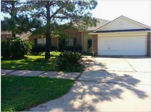 208 Armand Bay Dr, Dickinson, TX, 77539-6357 | Card Image