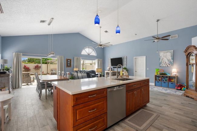 1103 Aviary Rd, House other with 3 bedrooms, 2 bathrooms and null parking in Wellington FL | Image 13