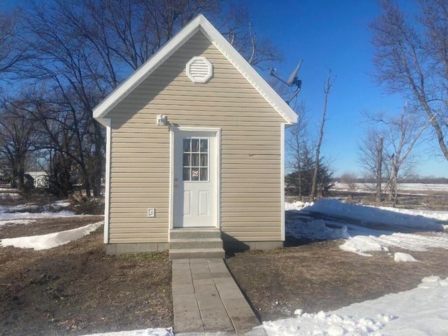 713 & 711 Vine Street, House other with 3 bedrooms, 2 bathrooms and null parking in Burlington Junction MO | Image 13