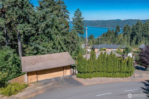 140 N Spindrift Dr, Lilliwaup, WA, 98555-9630 | Card Image