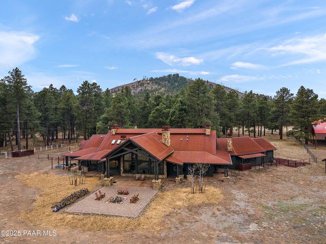 Views - Main House | Image 132