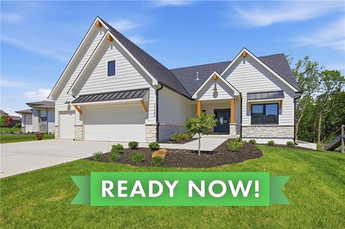 15486 W 172nd Ct, Olathe, KS, 66062-7547 | Card Image