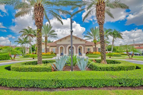 3526 W 86th Ter, HIALEAH, FL, 33018-1896 | Card Image