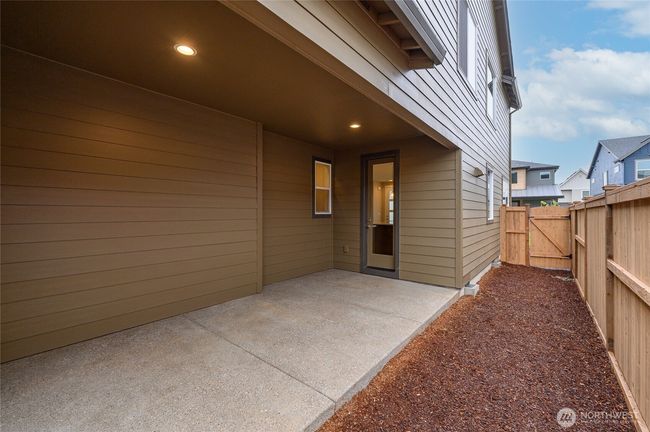 Images are representative of the floor plan and may vary by location and selected finishes. | Image 11
