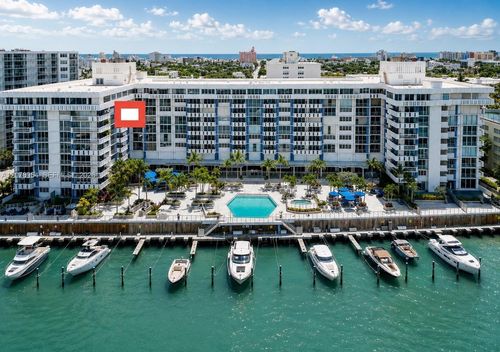 741-800 West Ave, Miami Beach, FL, 33139-5542 | Card Image