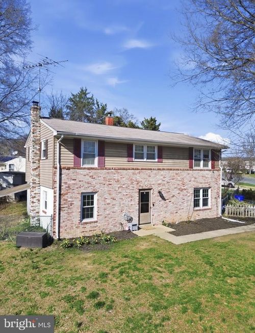 2863 Chippewa St, BRYANS ROAD, MD, 20616-3067 | Card Image