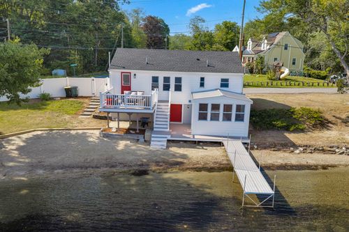 1 Summer Village Rd, Westford, MA, 01886-6501 | Card Image