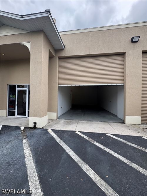 607-3887 Mannix Drive, Naples, FL, 34114 | Card Image