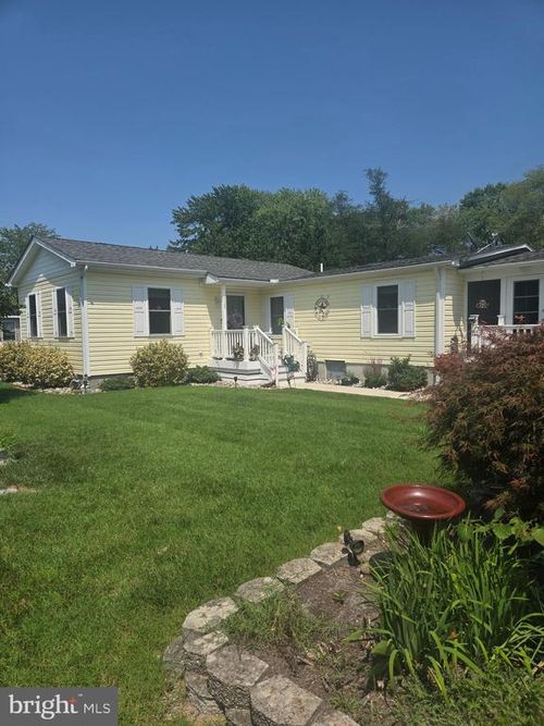 37189 Pinewood Rd, OCEAN VIEW, DE, 19970-3817 | Card Image