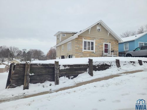 2217 S Maple St, Sioux City, IA, 51106-3053 | Card Image