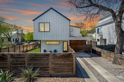 1600 Singleton Ave, Austin, TX, 78702-1438 | Card Image