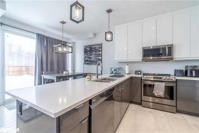 1583 Applerock Ave, House other with 3 bedrooms, 2 bathrooms and 6 parking in London ON | Image 22