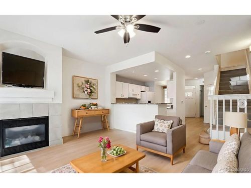 9005 W Phillips Dr, Littleton, CO, 80128-8119 | Card Image