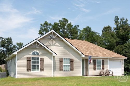 265 Bonnie Cir, Ellabell, GA, 31308-7242 | Card Image