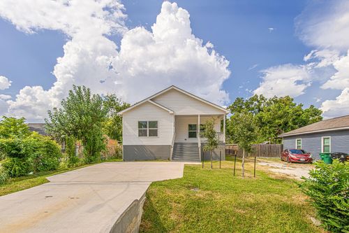 778 Pickering St, Houston, TX, 77091-3349 | Card Image