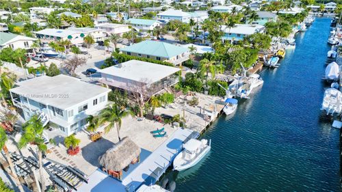 162 Azalea St, Tavernier, FL, 33070-2201 | Card Image