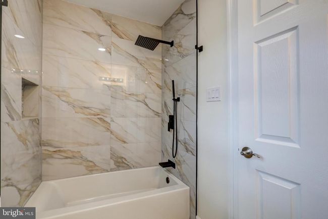 8114 Old Georgetown Rd, House other with 5 bedrooms, 3 bathrooms and null parking in BETHESDA MD | Image 24