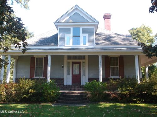 608 Peters St, Summit, MS, 39666-5134 | Card Image