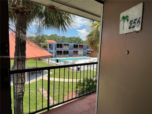 256-43420 Highway 27, Davenport, FL, 33837-6814 | Card Image