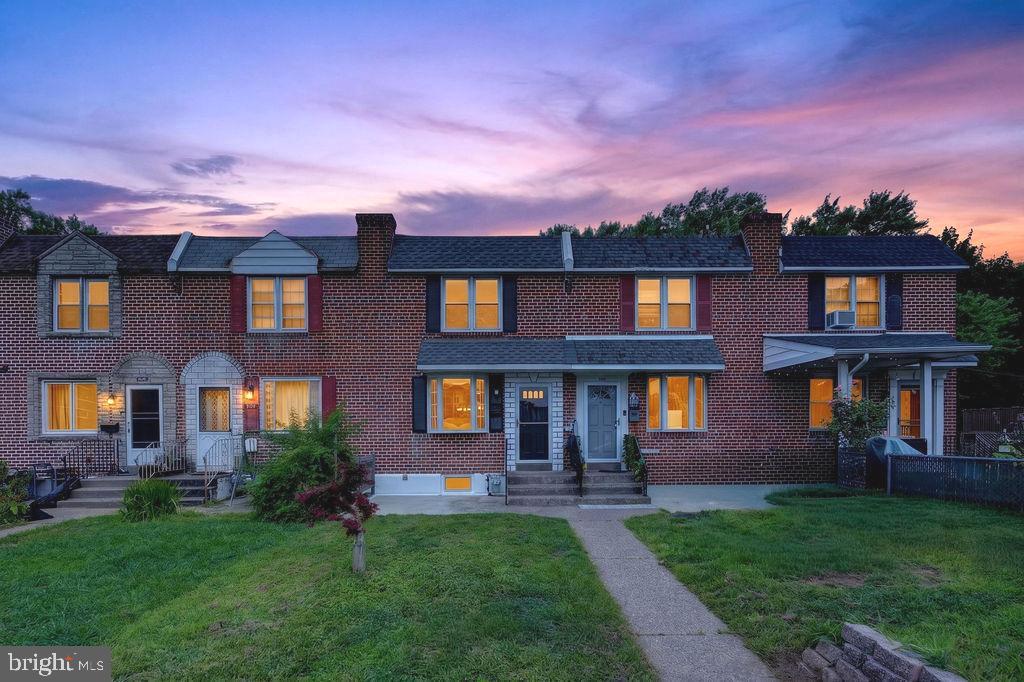 Residential in FOLCROFT 2