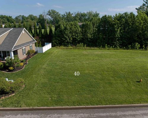 8211 Blessing Way, Evansville, IN, 47712-2990 | Card Image