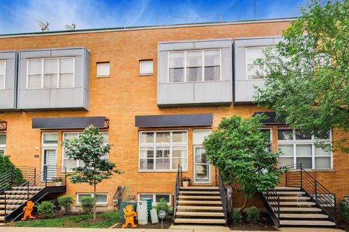 d-2555 Moffat St, Chicago, IL, 60647-4348 | Card Image