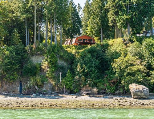 681 Bachelor Rd, Sequim, WA, 98382-8707 | Card Image