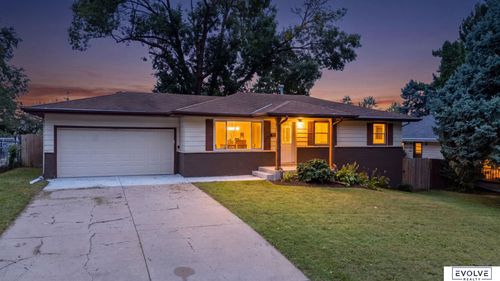 3711 Groves Road, Bellevue, NE, 68147 | Card Image