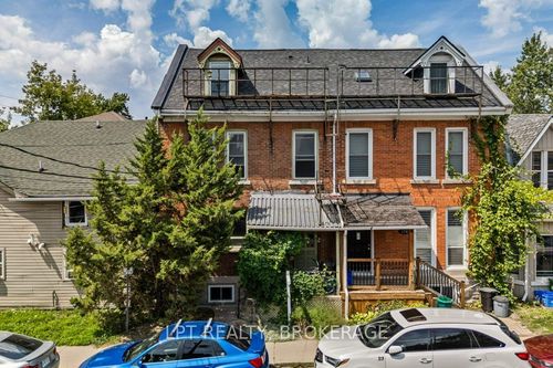 374 Barrie St, Kingston, ON, K7K3T4 | Card Image