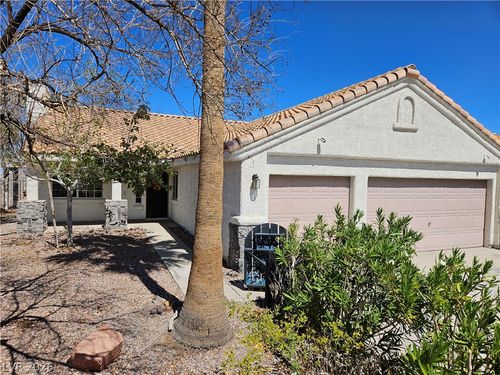 101 Aruba Isle Dr, Henderson, NV, 89002-8286 | Card Image