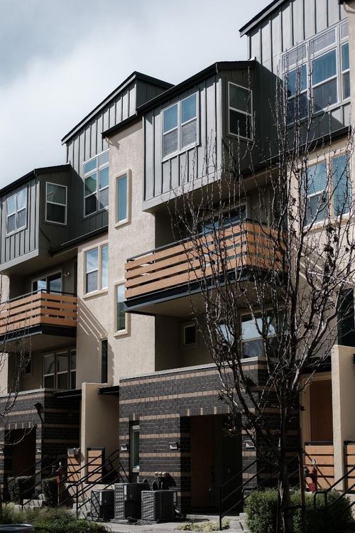 1965 Mahuron Cir, San Jose, CA, 95133-3809 | Card Image