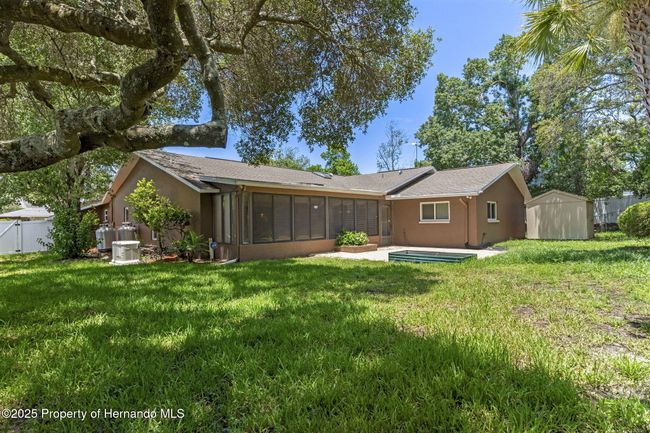 2318 Evenglow Ave, House other with 3 bedrooms, 2 bathrooms and null parking in Spring Hill FL | Image 51