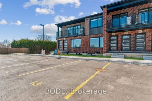 11-200 Brantwood Park Rd, Brantford, ON, N3P1N7 | Card Image