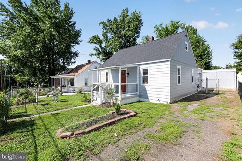 1911 Arcadia Ave, CAPITOL HEIGHTS, MD, 20743-5706 | Card Image