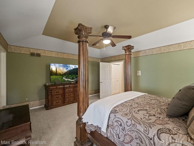 20-web-or-mls-P2277136.jpg | Image 19