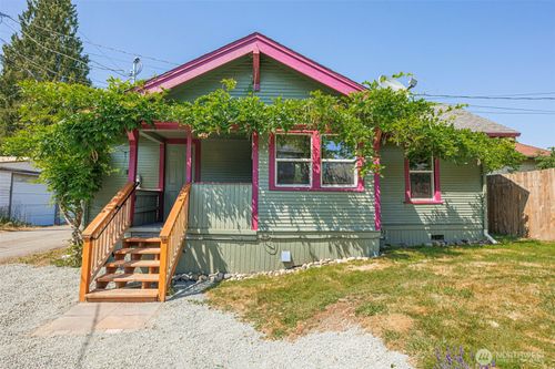 unit-a-1726 Baker Ave, Everett, WA, 98201-2108 | Card Image