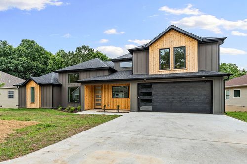 7 Grampian Dr, Bella Vista, AR, 72715-5600 | Card Image