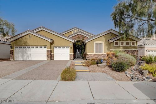 5648 Dorian Black Ave, Las Vegas, NV, 89139-7477 | Card Image