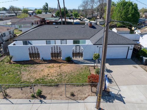 1111 Richland Ave, Modesto, CA, 95351-4411 | Card Image