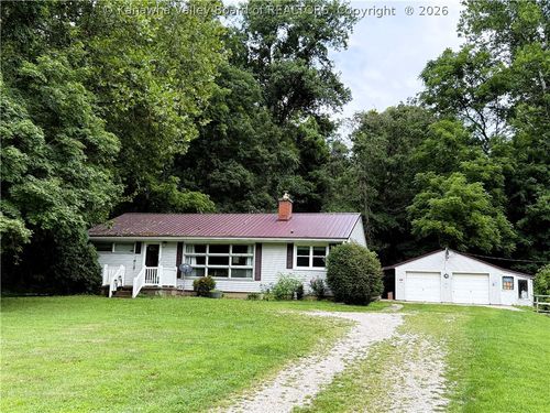 2679 Sandhill Rd, Point Pleasant, WV, 25550-3097 | Card Image