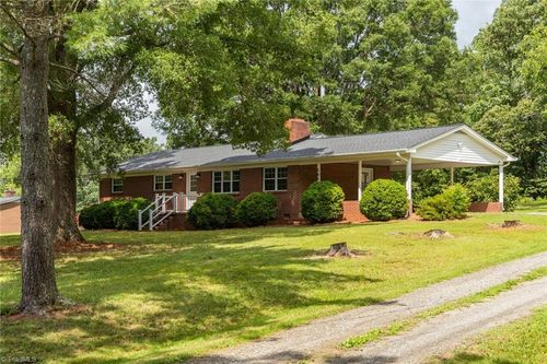 2852 Rural Hall-Germanton Rd, Germanton, NC, 27019-7005 | Card Image