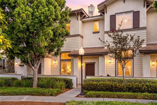 2252 Schlaepfer Dr, Fullerton, CA, 92833-5630 | Card Image